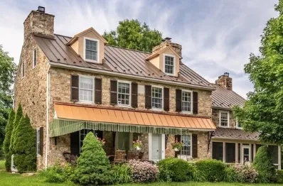 Aká technológia potiahnutia PVDF robí desať rokov najlepším stálym kovovým ko...